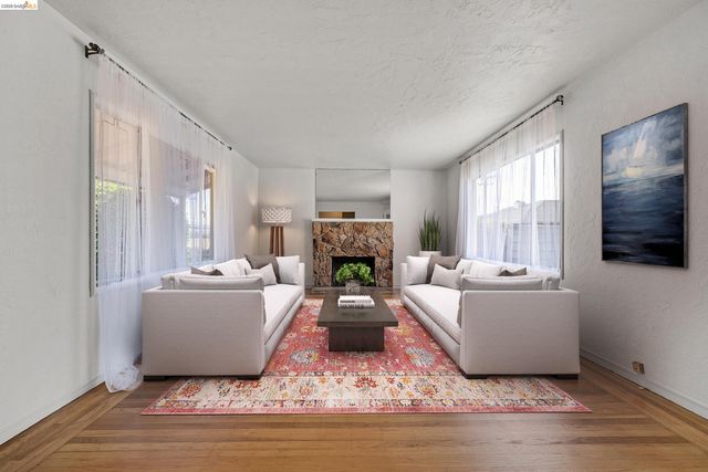 1673 Butte St, Richmond, CA 94804
