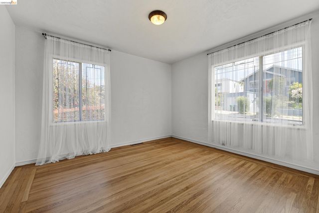 1673 Butte St, Richmond, CA 94804