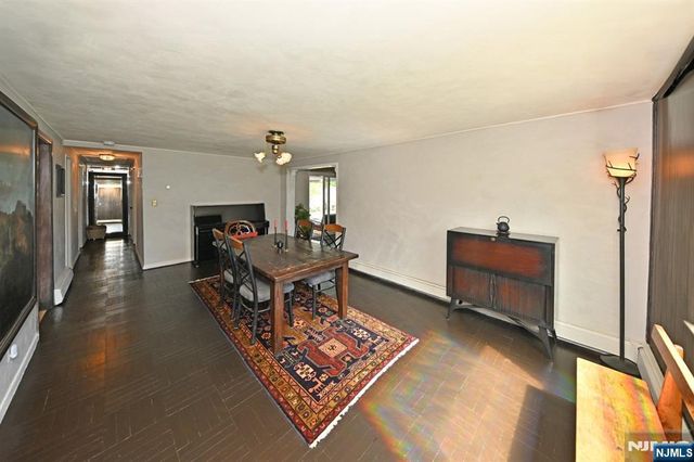 14 Emwood Drive, Emerson, NJ 07630