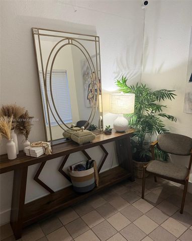 365 NW 103rd St 365, Miami, FL 33150