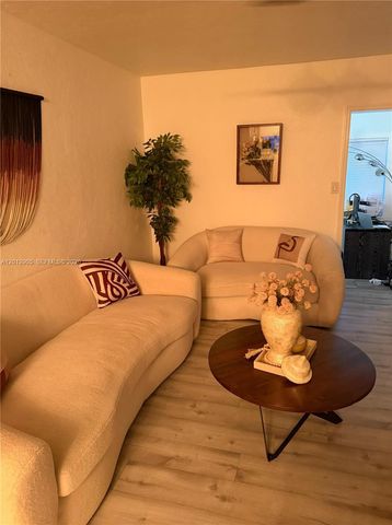 365 NW 103rd St 365, Miami, FL 33150