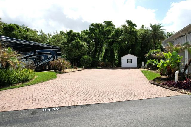 2457 ST GEORGE DRIVE, Davenport, FL 33837