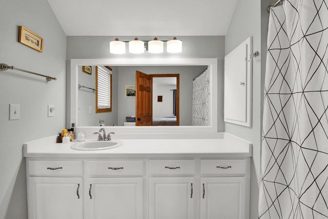 8529 S Golden Lake WAY, Franklin, WI 53132