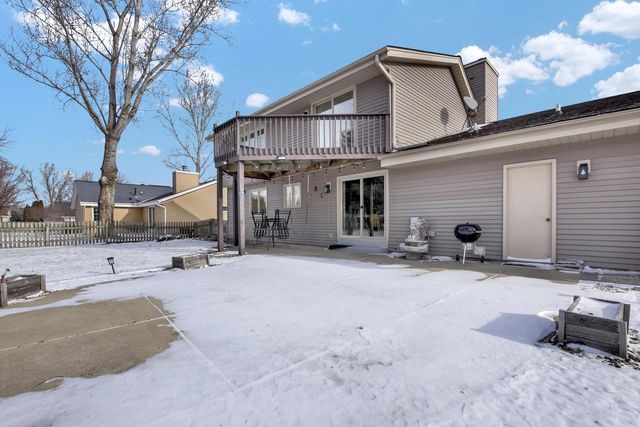 8529 S Golden Lake WAY, Franklin, WI 53132