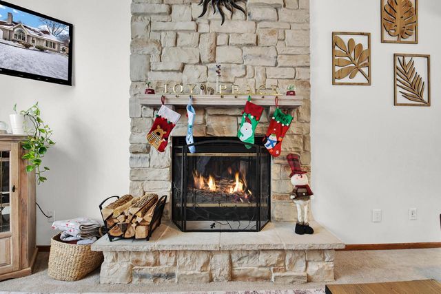 8529 S Golden Lake WAY, Franklin, WI 53132