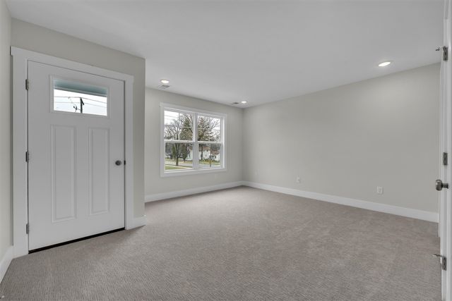 226 Elkenburg Street 9, South Haven, MI 49090