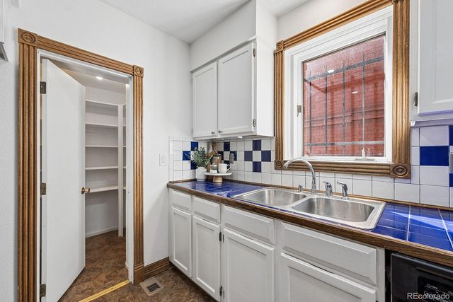 2144 N Franklin Street, Denver, CO 80205