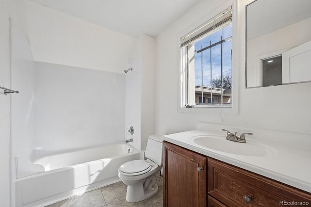 2144 N Franklin Street, Denver, CO 80205