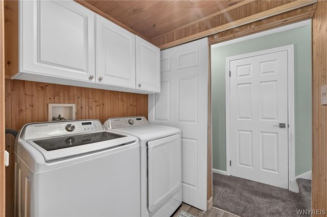 5030 Clearview Dr, Clarence, NY 14221