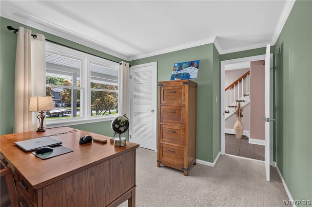 5030 Clearview Dr, Clarence, NY 14221