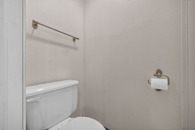 3011 64th Street, Urbandale, IA 50322