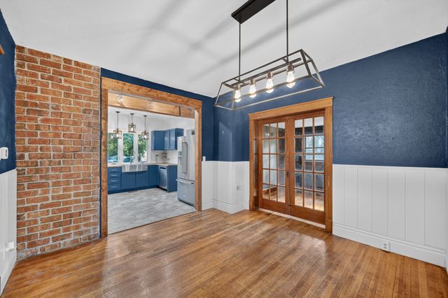 3011 64th Street, Urbandale, IA 50322