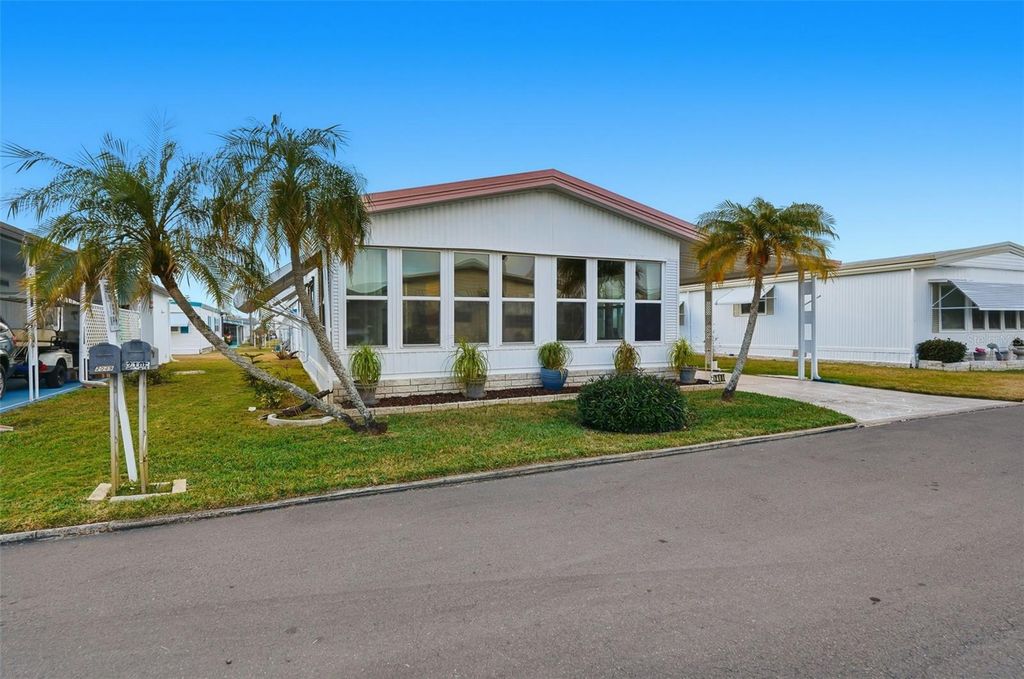 2101 MAUI DRIVE, Holiday, FL 34691