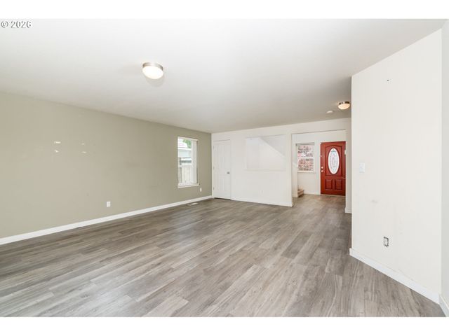 16403 Ne 68TH St, Vancouver, WA 98682