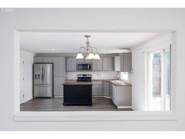 16403 Ne 68TH St, Vancouver, WA 98682