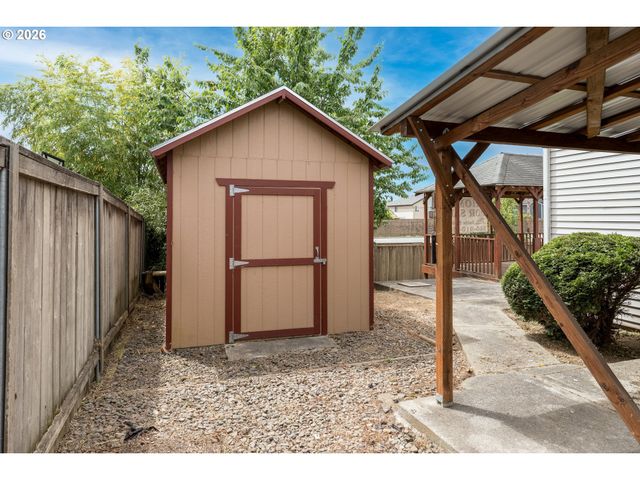 16403 Ne 68TH St, Vancouver, WA 98682