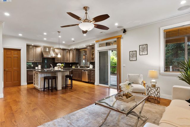 1673 Richardson Court, Concord, CA 94519