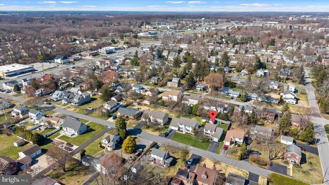 211 DELAWARE AVE, Wilmington, DE 19803