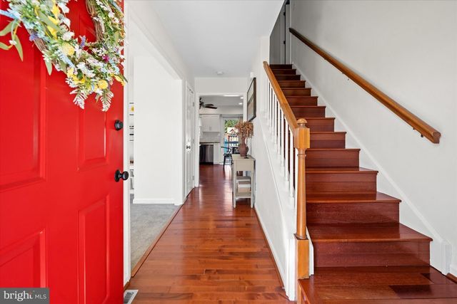 211 DELAWARE AVE, Wilmington, DE 19803