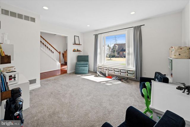 211 DELAWARE AVE, Wilmington, DE 19803