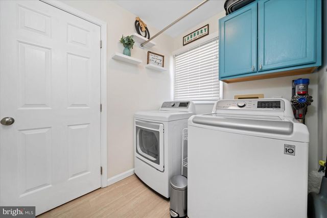 211 DELAWARE AVE, Wilmington, DE 19803