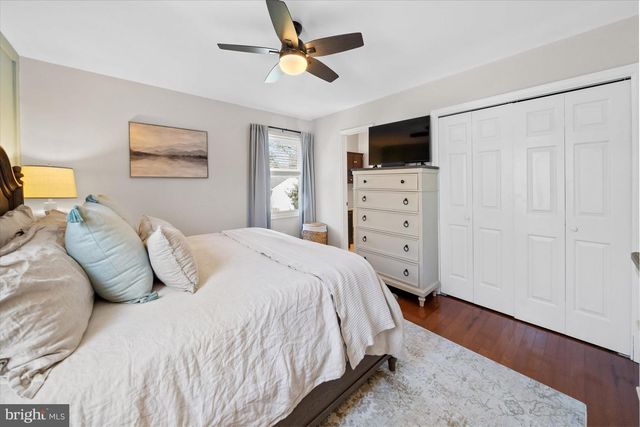 211 DELAWARE AVE, Wilmington, DE 19803