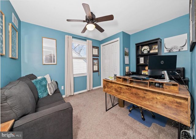 211 DELAWARE AVE, Wilmington, DE 19803