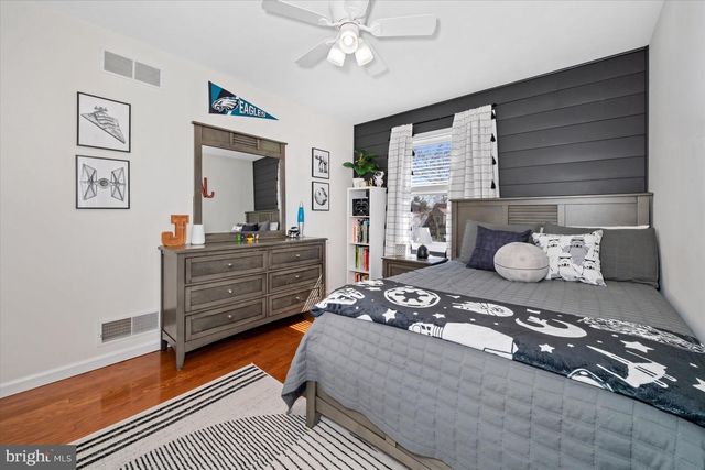 211 DELAWARE AVE, Wilmington, DE 19803