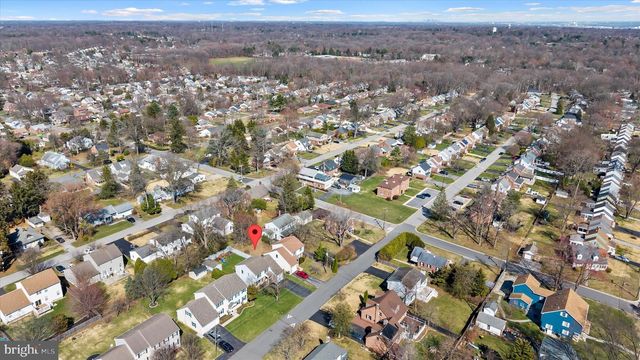 211 DELAWARE AVE, Wilmington, DE 19803