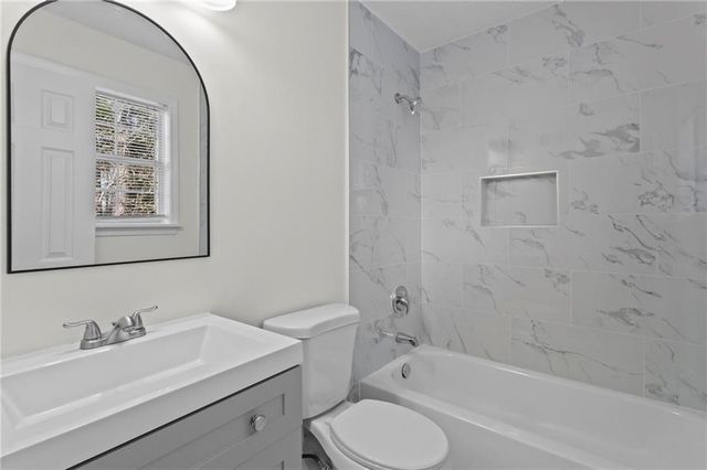 798 Aberdeen Drive, Stone Mountain, GA 30083