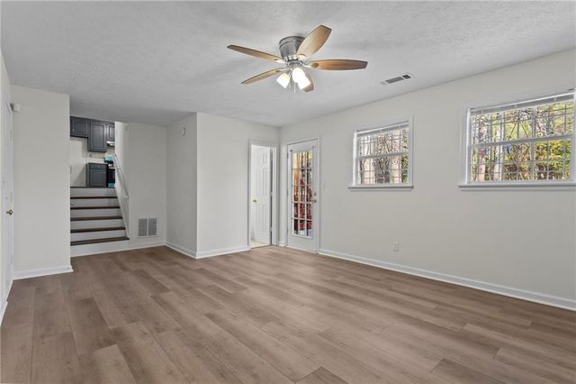 798 Aberdeen Drive, Stone Mountain, GA 30083