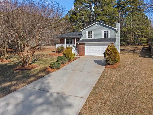 798 Aberdeen Drive, Stone Mountain, GA 30083