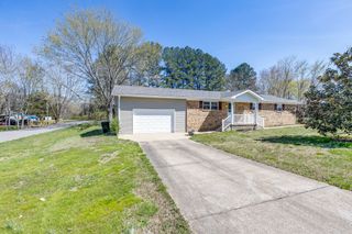 125 Totty Dr, Hohenwald, TN 38462