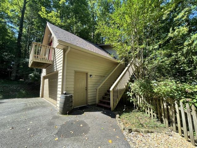 988 Rocktree Road, Dahlonega, GA 30533