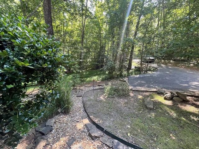988 Rocktree Road, Dahlonega, GA 30533