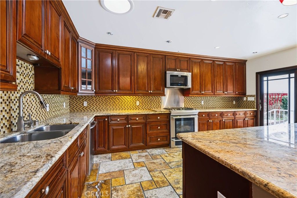 15048 Dunton Drive, Whittier, CA 90604 — photo 4