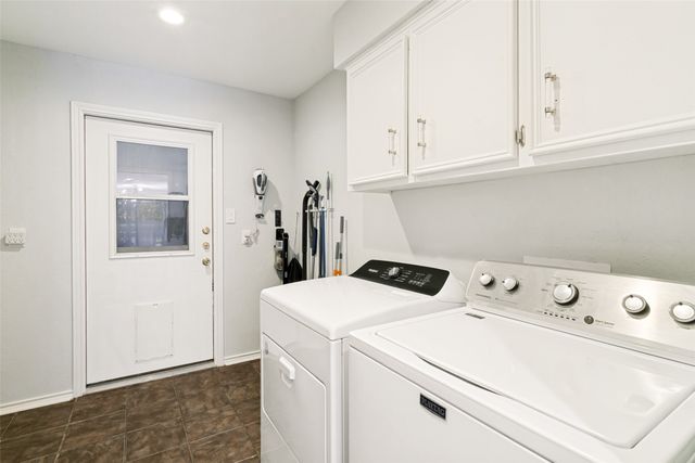204 Tharp Drive, Highland Village, TX 75077