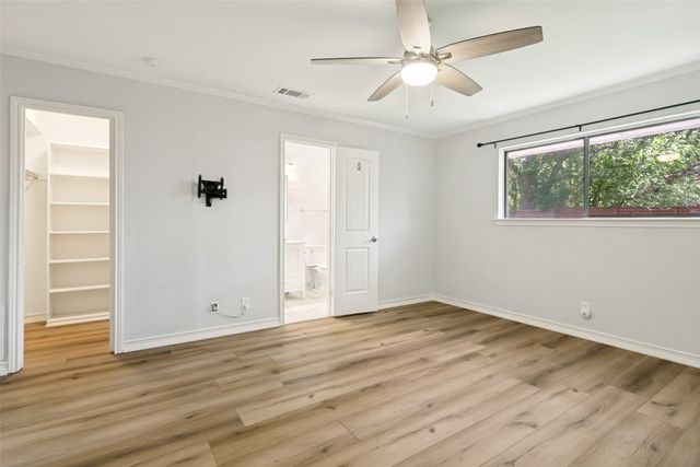 204 Tharp Drive, Highland Village, TX 75077