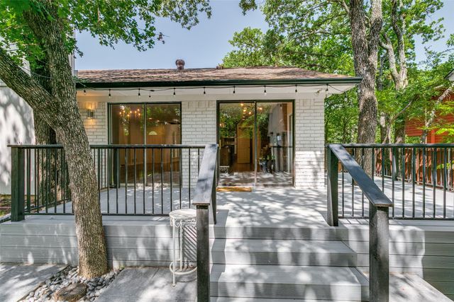 204 Tharp Drive, Highland Village, TX 75077
