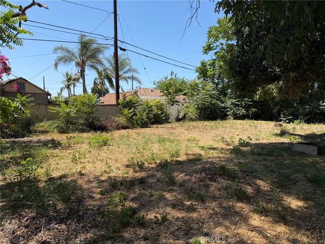 2729 Huckleberry Road, Santa Ana, CA 92706