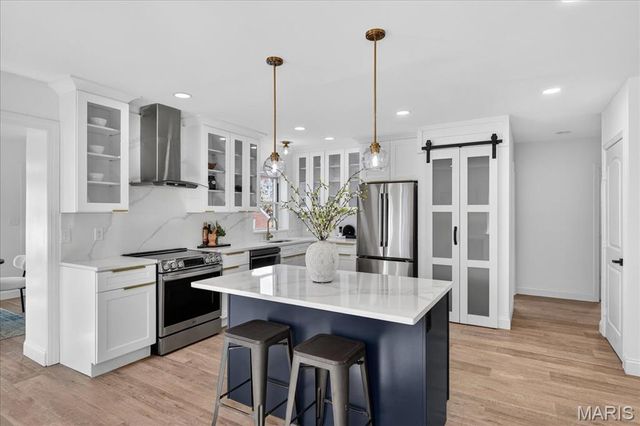 6409 Sutherland Avenue, St Louis, MO 63109