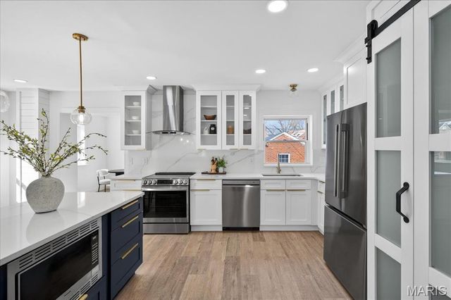 6409 Sutherland Avenue, St Louis, MO 63109