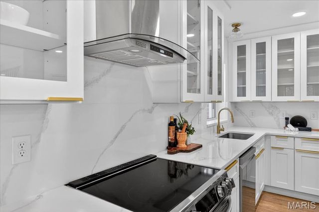 6409 Sutherland Avenue, St Louis, MO 63109