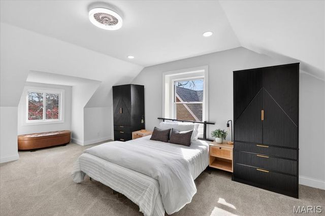 6409 Sutherland Avenue, St Louis, MO 63109