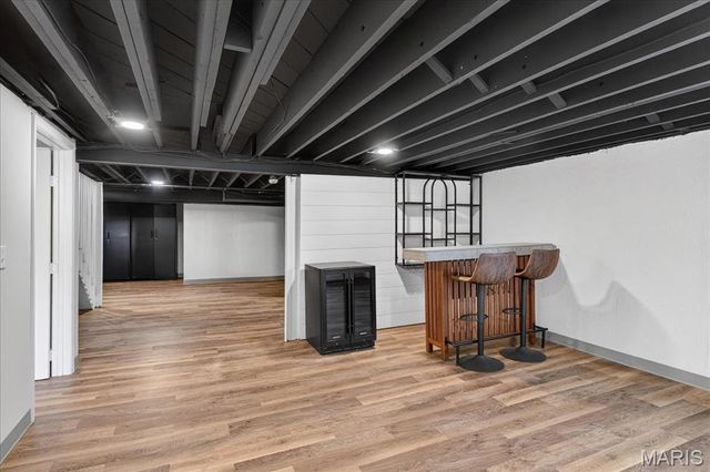 6409 Sutherland Avenue, St Louis, MO 63109