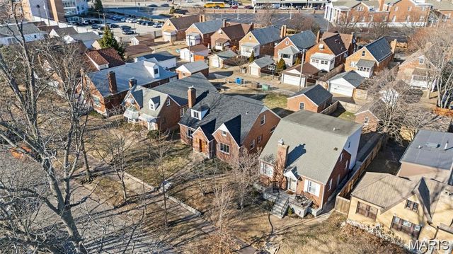 6409 Sutherland Avenue, St Louis, MO 63109