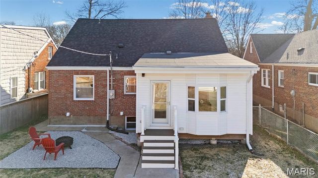 6409 Sutherland Avenue, St Louis, MO 63109