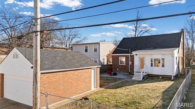 6409 Sutherland Avenue, St Louis, MO 63109