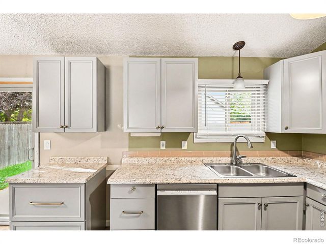 1986 E 18th Street, Loveland, CO 80538