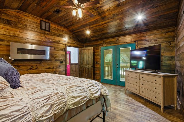 2003 Flowing Wells Road, Pottsboro, TX 75076